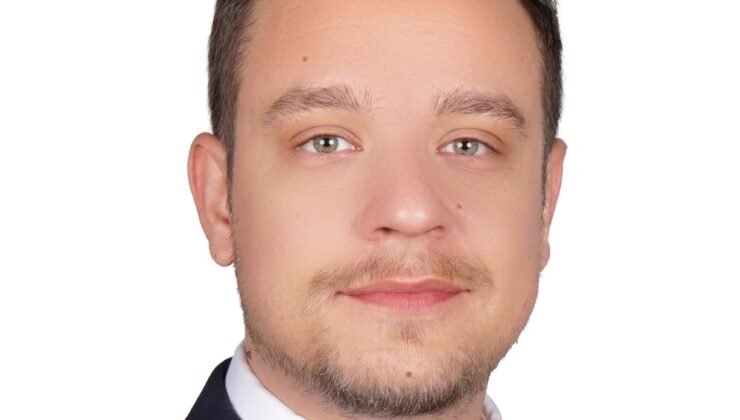 ‘Elektrik zammı yanlış politikaların bedeli’