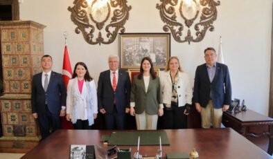 CHP yöneticilerinden Gencan’a ziyaret