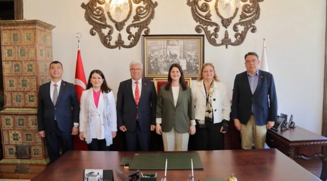 CHP yöneticilerinden Gencan’a ziyaret