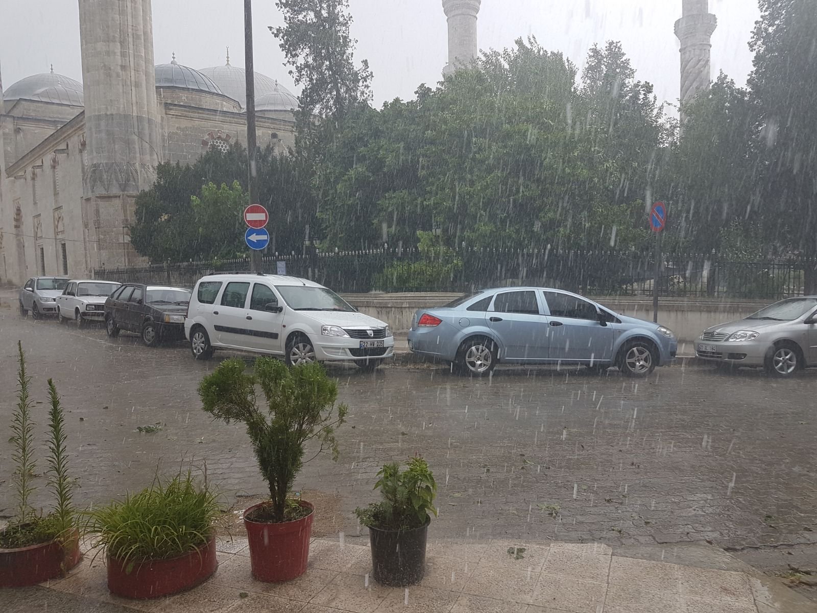 Geçerli görselin alternatif metni yok. Dosya adı: 7.jpg