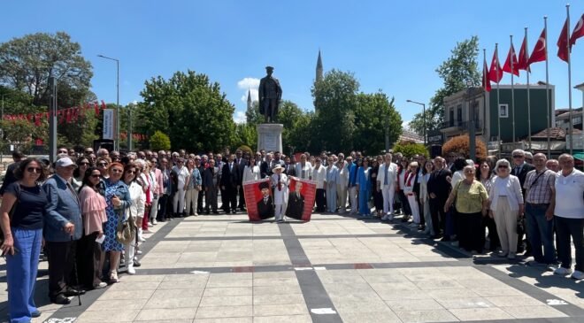 CHP ve STK’lardan ’19 Mayıs’ töreni