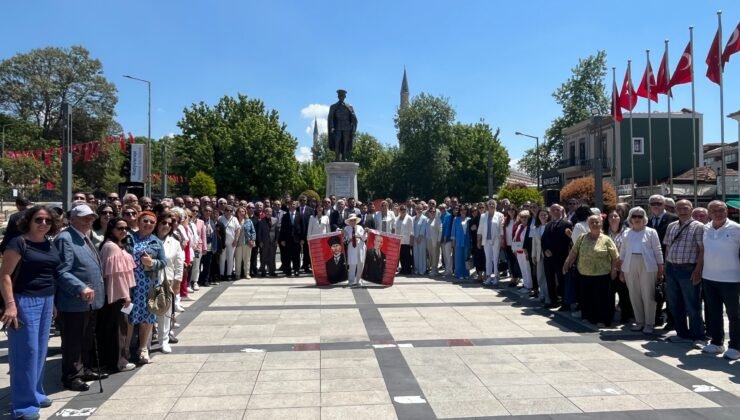 CHP ve STK’lardan ’19 Mayıs’ töreni