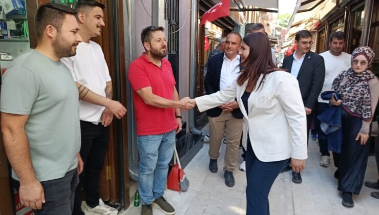 Gencan esnaf ve vatandaşla buluştu