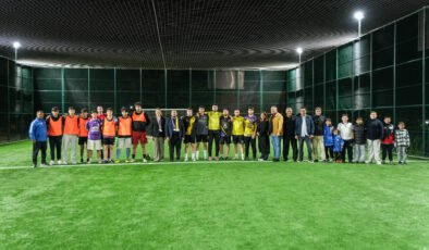 Kurtuluş Mahallesi’ne halı saha