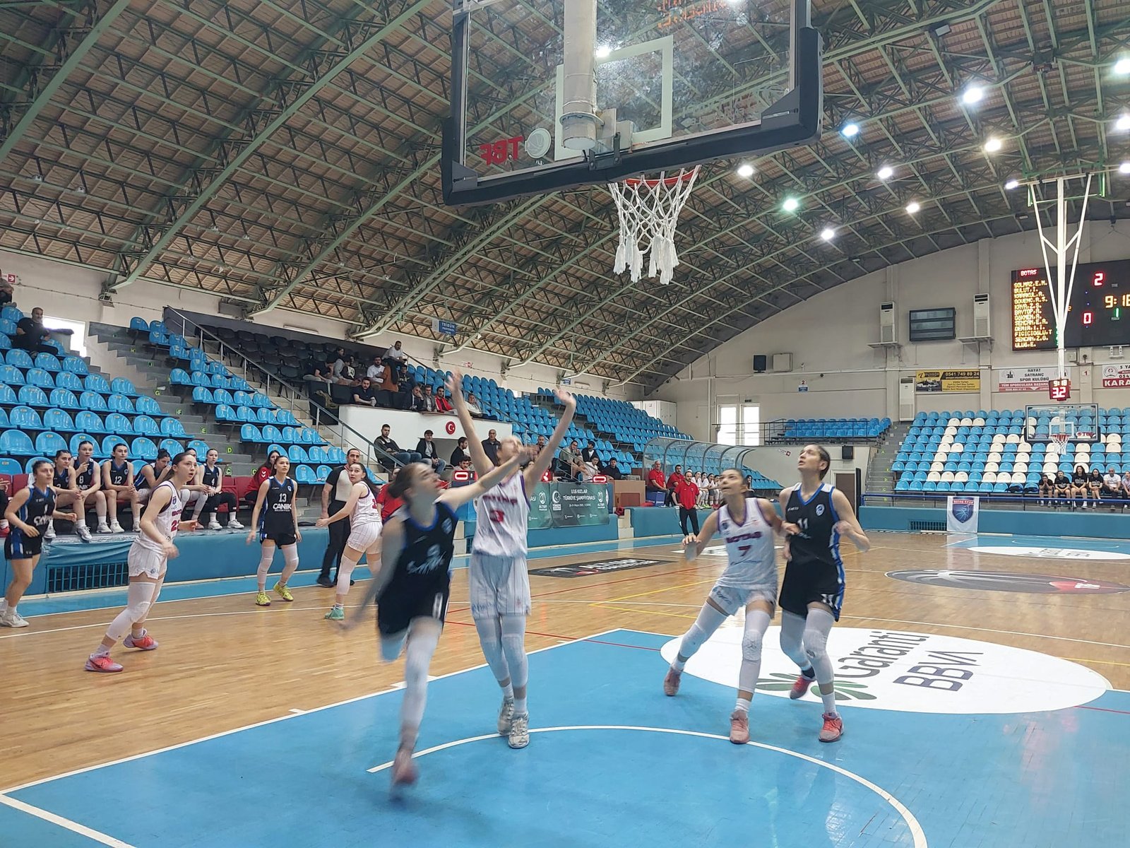 Geçerli görselin alternatif metni yok. Dosya adı: basket-5.jpg