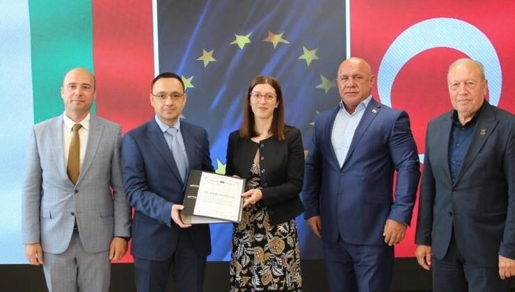 Komşudan sınıra 5,2 milyon euroluk proje
