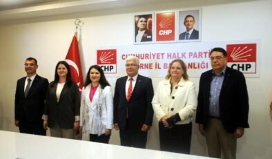 Tamaylıgil: Siyasilerin er meydanına, sandığa buyursunlar