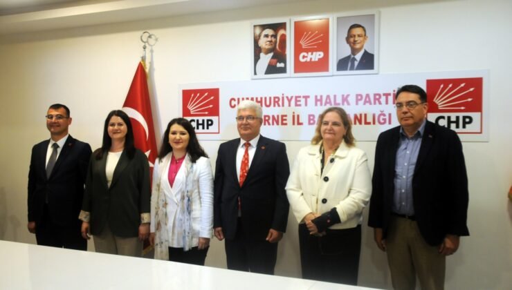 Tamaylıgil: Siyasilerin er meydanına, sandığa buyursunlar