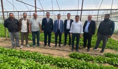 ‘Çiftçimiz mutsuz, üreticimiz umutsuz’