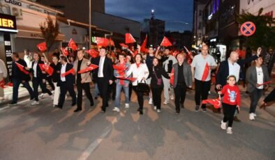 Keşan’da Fener Alayı seli