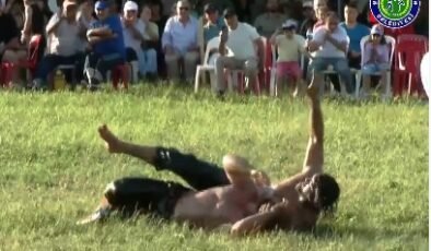 Büyükmandıra’da başpehlivan İsmail Koç