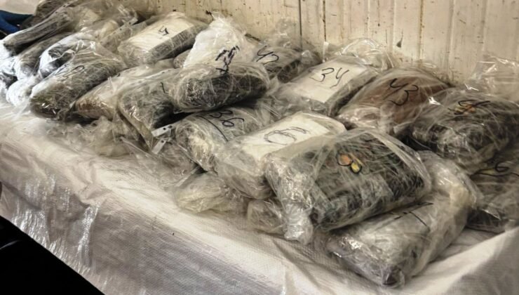 Türkiye’ye giden TIR’da 48 kilo kokain