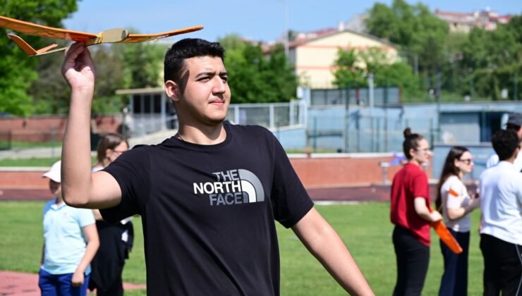 Havada okul sporları