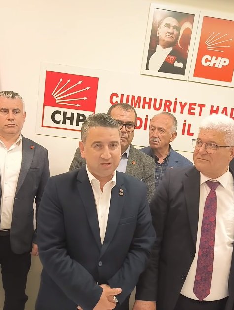 Geçerli görselin alternatif metni yok. Dosya adı: serkan.jpg