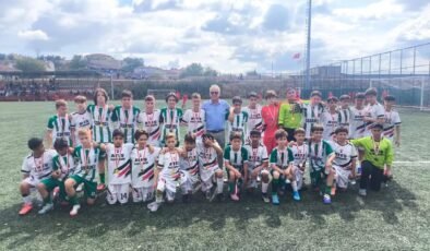 U12 Ligi’nde tüm sporculara madalya