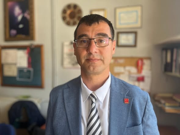Geçerli görselin alternatif metni yok. Dosya adı: volkan.jpg