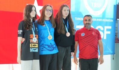 Olimpik Havuz’da 7 Türkiye rekoru