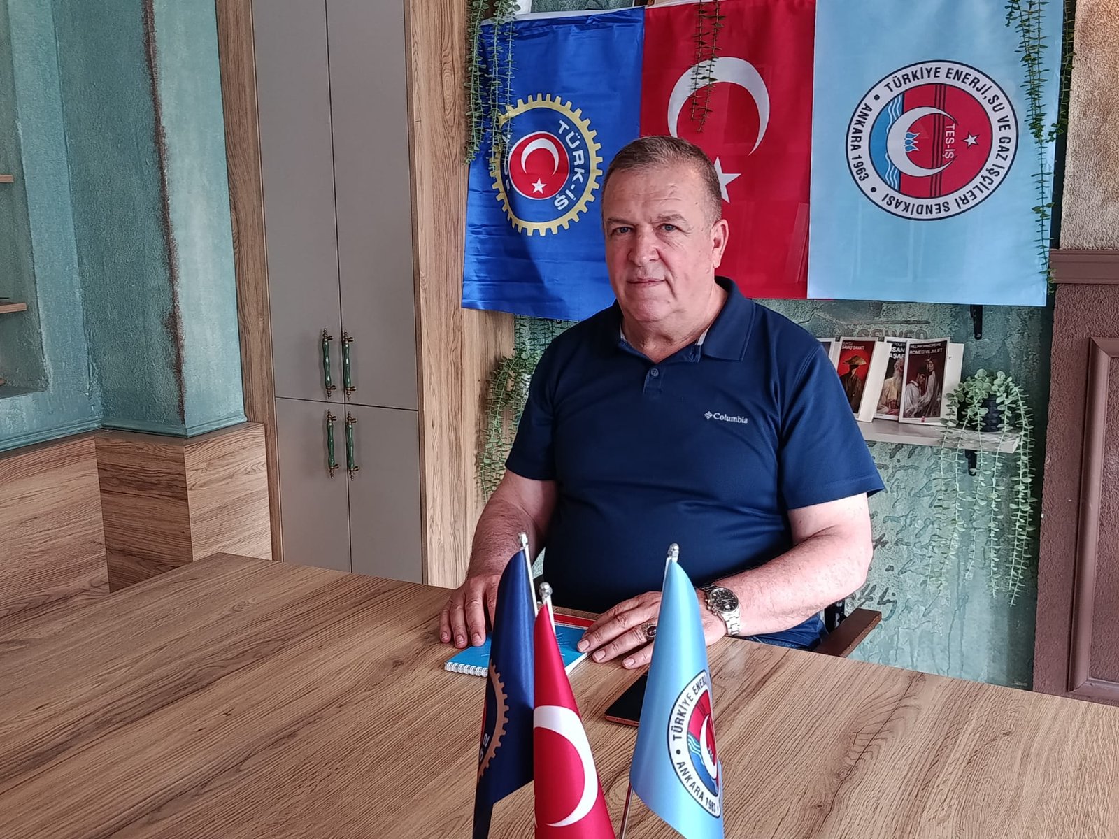 Geçerli görselin alternatif metni yok. Dosya adı: zeki-sisko.jpg