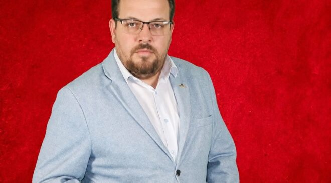 Beğendikli muhtar kalbine yenildi!