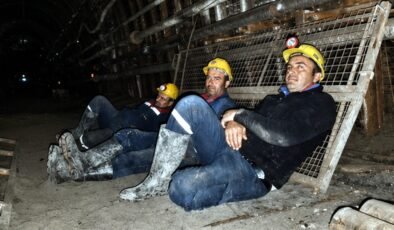 ‘Hak arayan madencilerin yanındayız’
