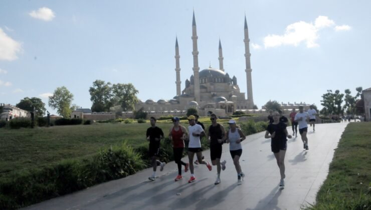 Selimiye etrafında ‘UNESCO’ anısına 15 tur!