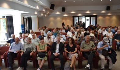 Emekliden tek çatı