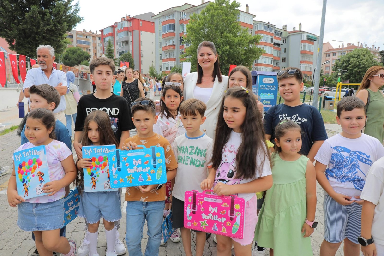 Geçerli görselin alternatif metni yok. Dosya adı: filiz-3-scaled.jpg