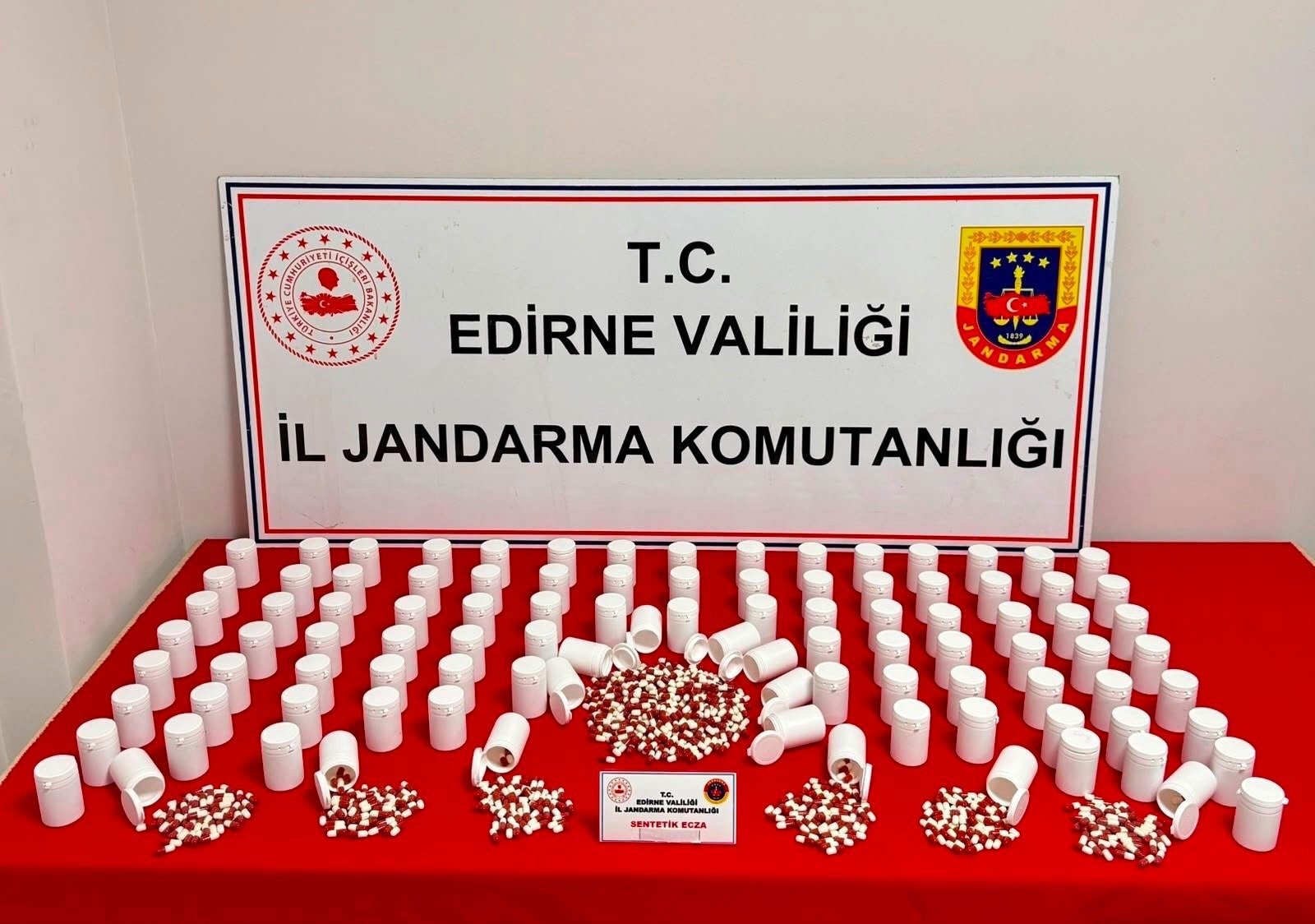 Geçerli görselin alternatif metni yok. Dosya adı: hap.jpg