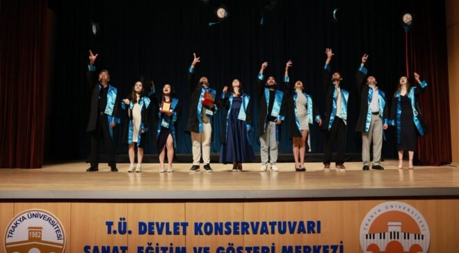 TÜ Devlet Konservatuvarı’nda mezuniyet heyecanı