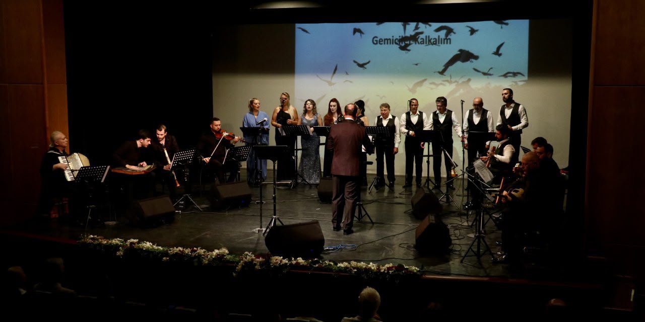 Geçerli görselin alternatif metni yok. Dosya adı: konser.jpg