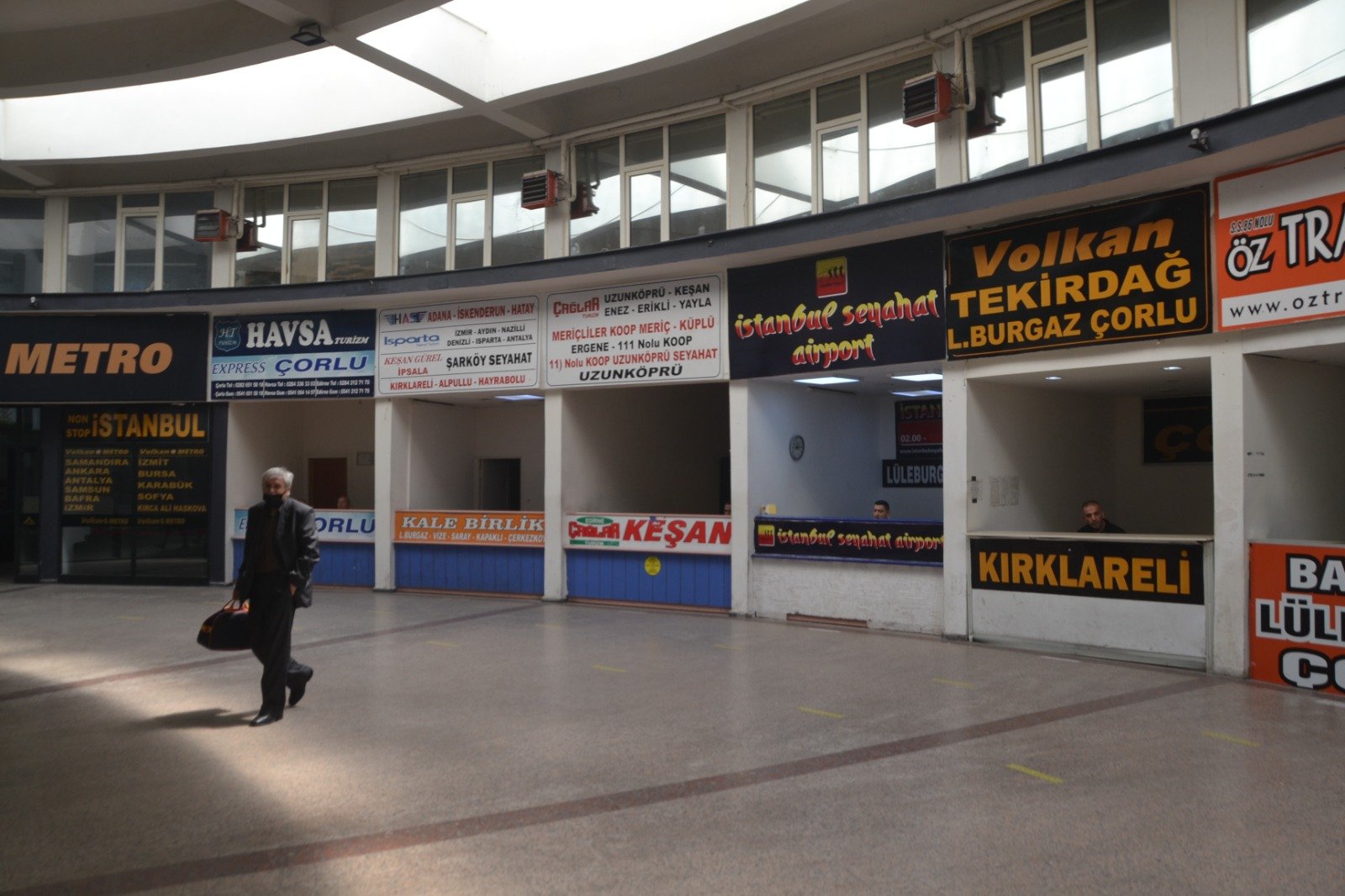 Geçerli görselin alternatif metni yok. Dosya adı: otogar.jpg