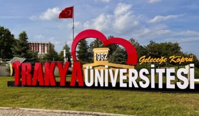 TÜ mezunlarına fotoğraf alanı