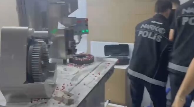 Uyuşturucuda darbe üstüne darbe