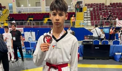 Edirneli minik taekwondocu Türkiye ‘üncüsü