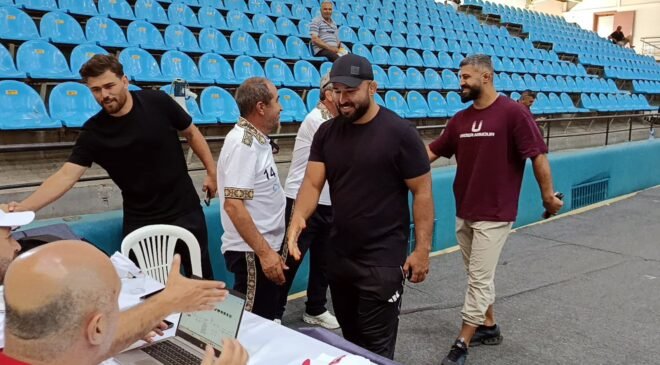 Okulu’nun hedefi yine altın kemer!