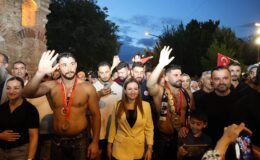 Başpehlivandan geleneksel ‘hamam’ yürüyüşü!