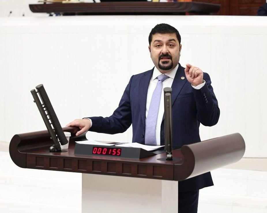 Geçerli görselin alternatif metni yok. Dosya adı: baran-2.jpg