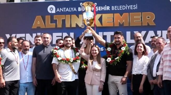 Antalya’da Altın Kemer alayı!