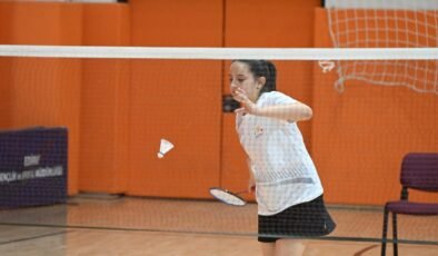 ANALİG’te badminton heyecanı