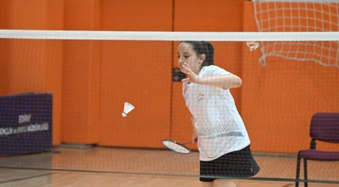 ANALİG’te badminton heyecanı