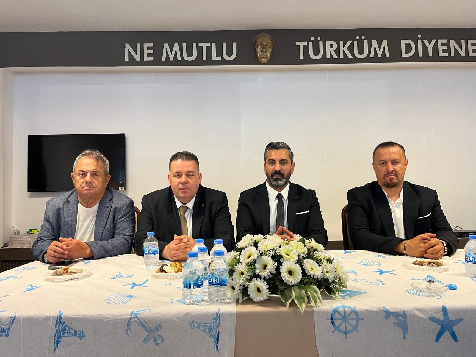 Geçerli görselin alternatif metni yok. Dosya adı: berberler-scaled.jpg