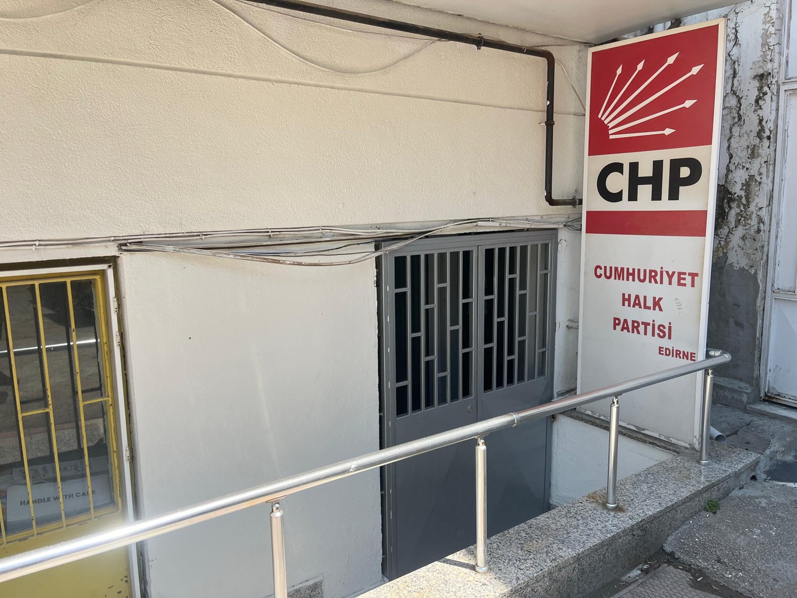 Geçerli görselin alternatif metni yok. Dosya adı: chp-il-binasi-1-scaled.jpeg