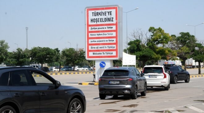 ‘Altın madeni akıyor, biz bakıyoruz’