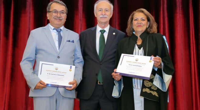 TÜ’de başarı ve emeğe ödül