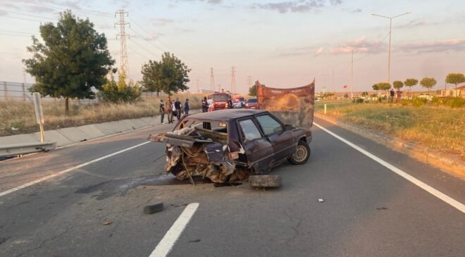 İki otomobil çarpıştı; 1 yaralı