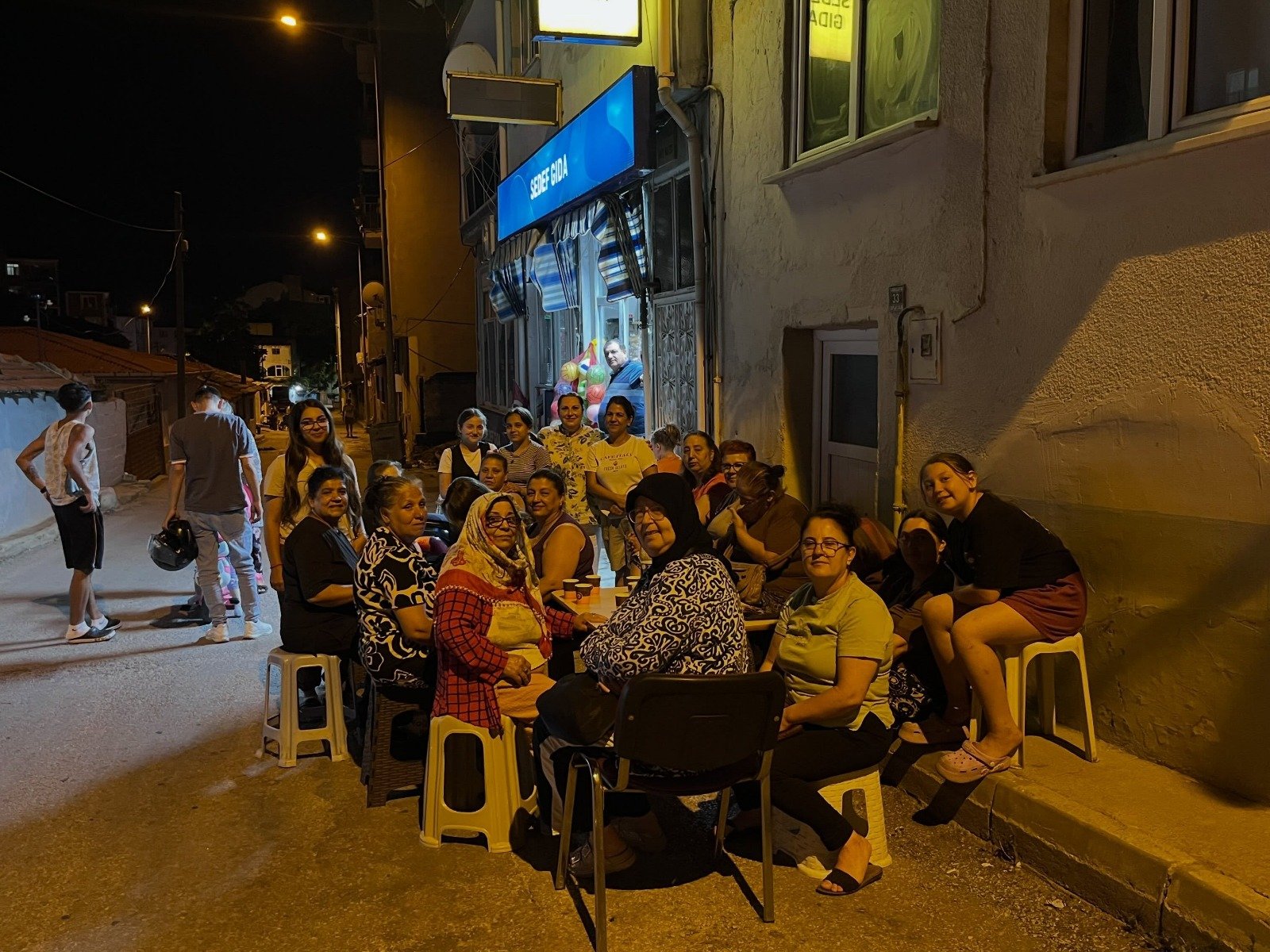 Geçerli görselin alternatif metni yok. Dosya adı: medresealibey.jpg