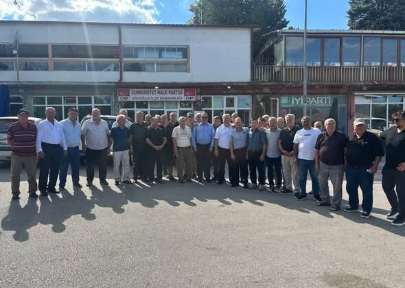 Süloğlu’nda CHP’den toplu istifa