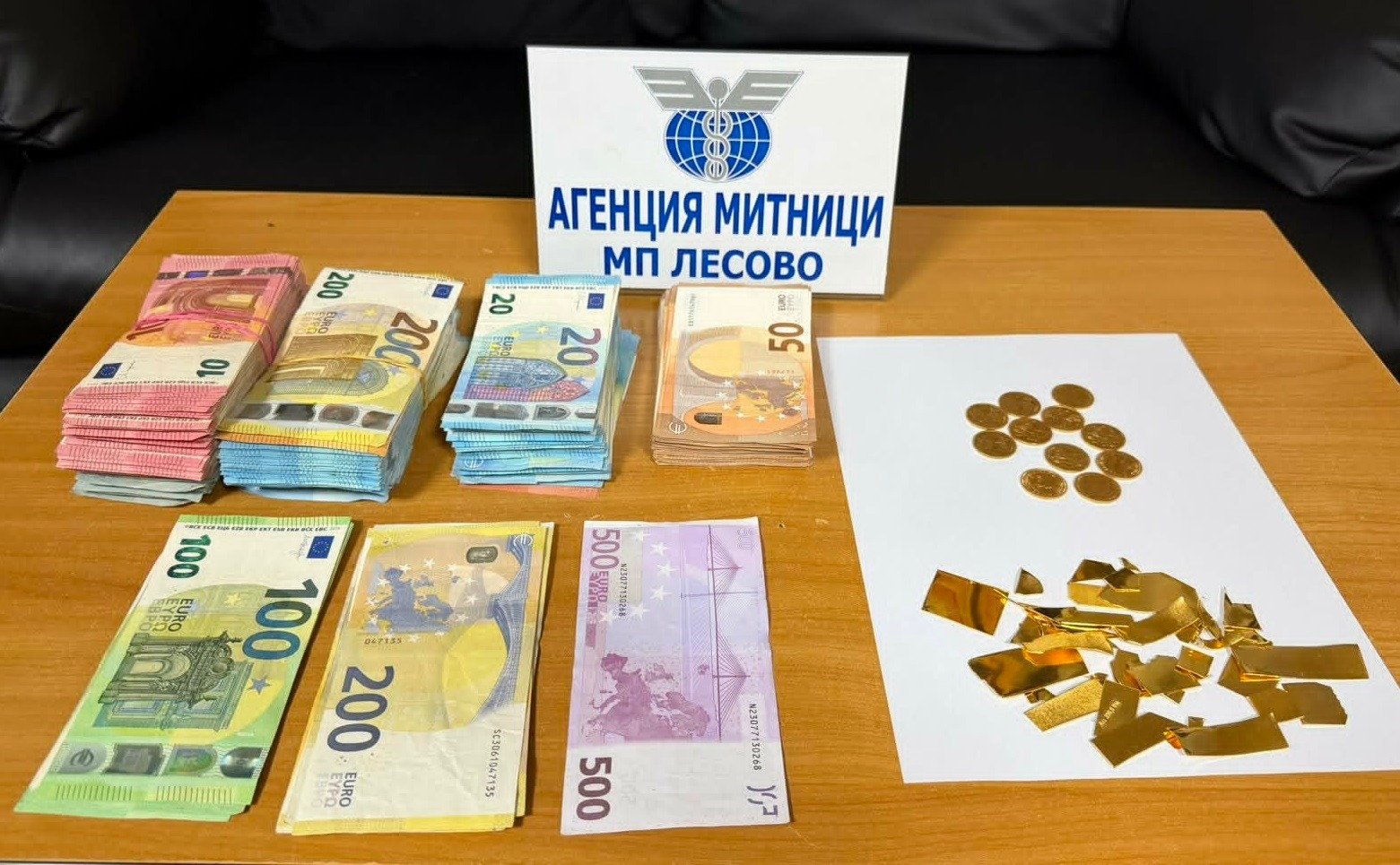 Geçerli görselin alternatif metni yok. Dosya adı: para-2.jpg