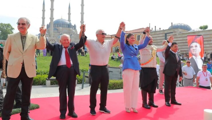 Ağa’ya görkemli karşılama