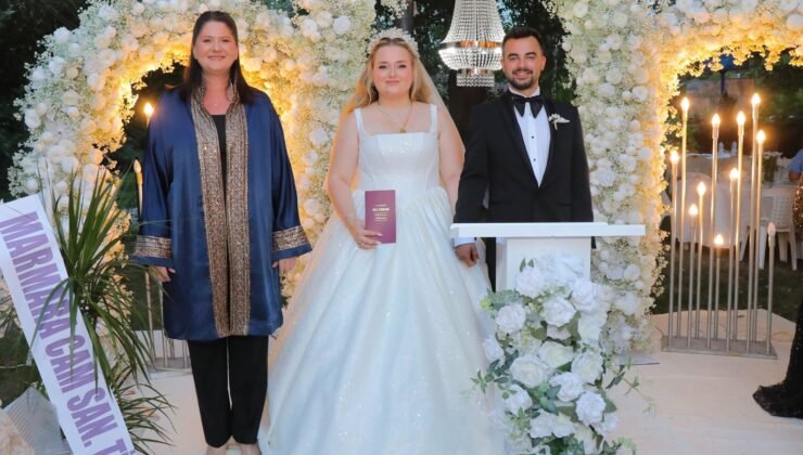 Ayberk ve Eda’nın mutlu günü